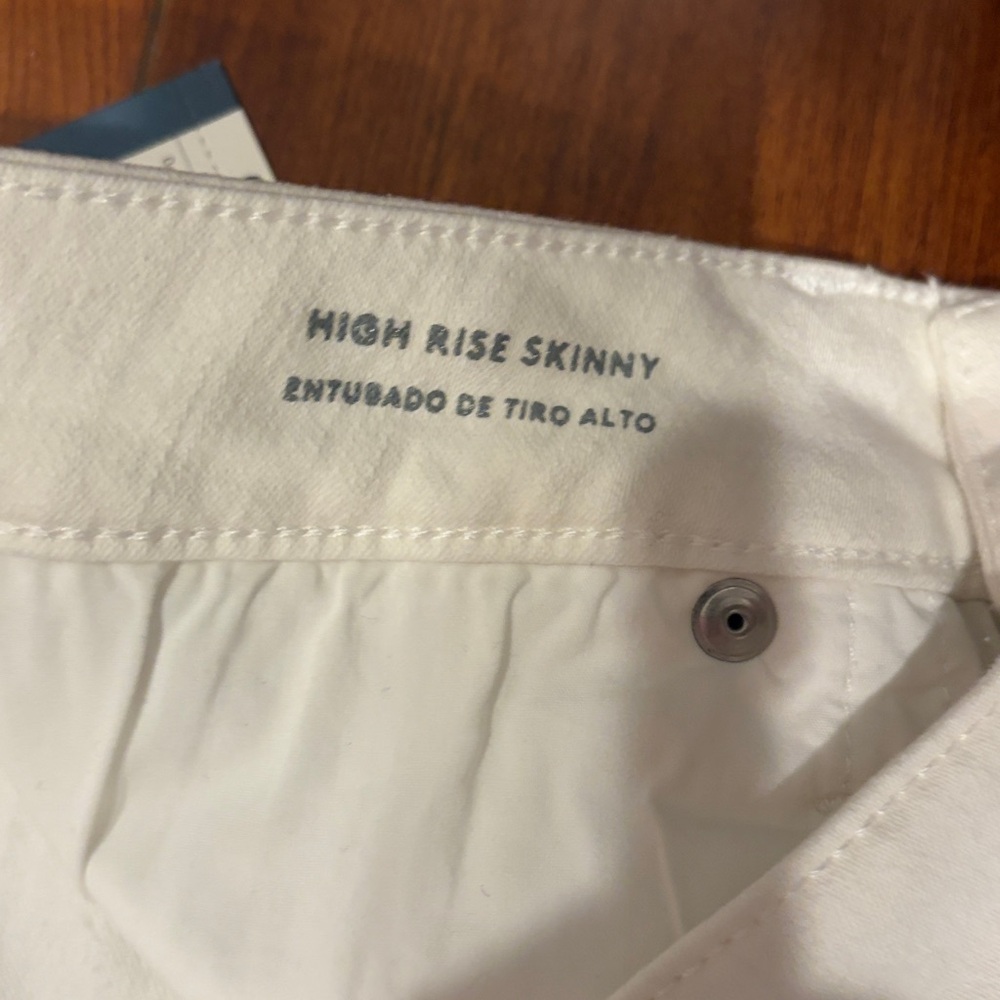 Universal Threads High Rise Skinny White Denim Jeans Size 10 NWT - Picture 7 of 12